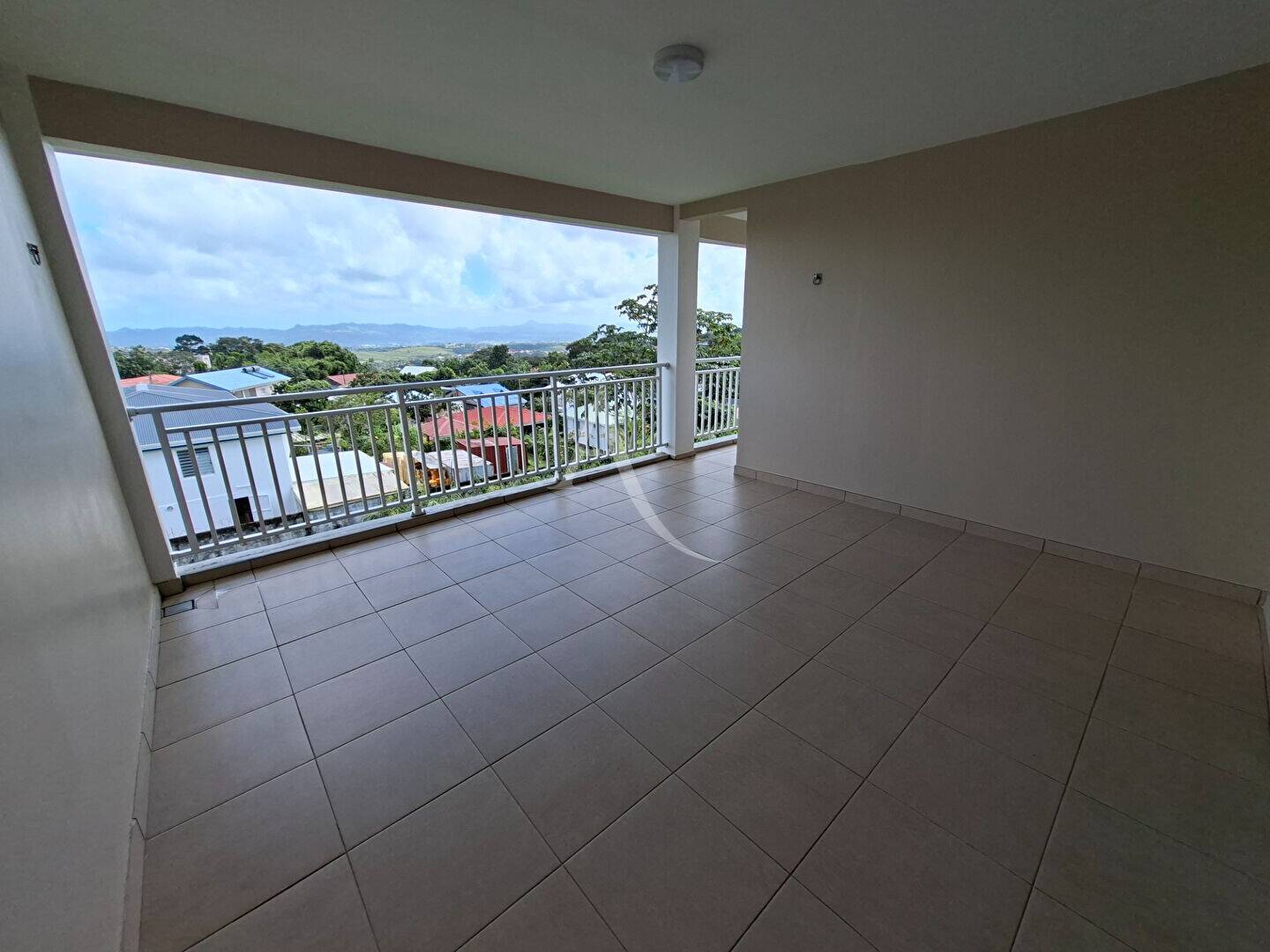Maison à louer, 90m², FORT DE FRANCE