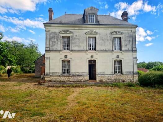 Maison à vendre 192 215 € 5 pièces 3 chambres 1 999 m² de terrain Saint-Arnoult 41800