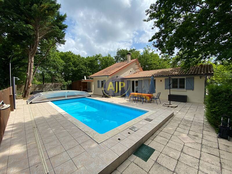 Maison à vendre, 119m², VENDAYS MONTALIVET