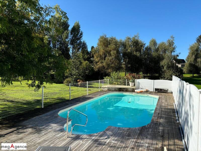 Maison à vendre, 156m², SAINTE FEREOLE