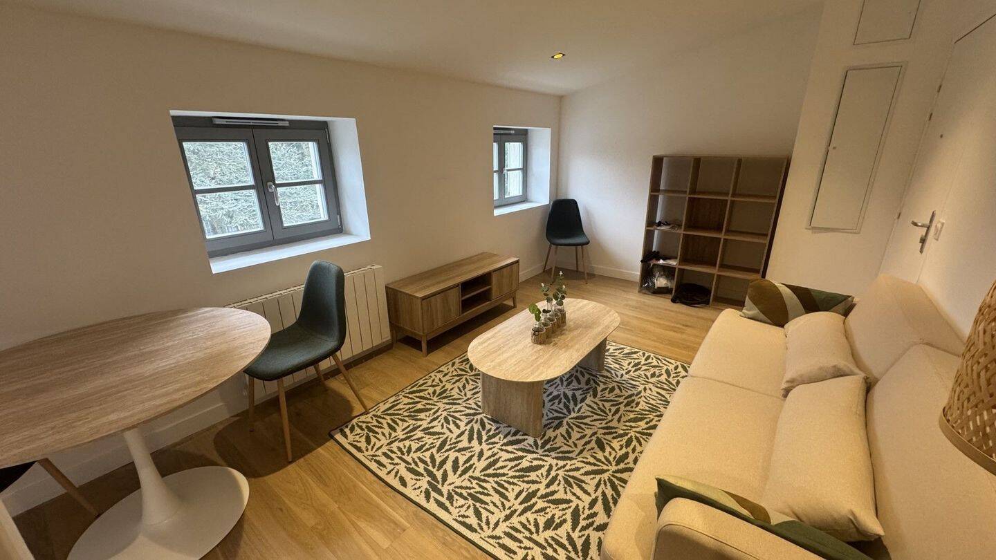 Maison à louer, 33m², TASSIN LA DEMI LUNE