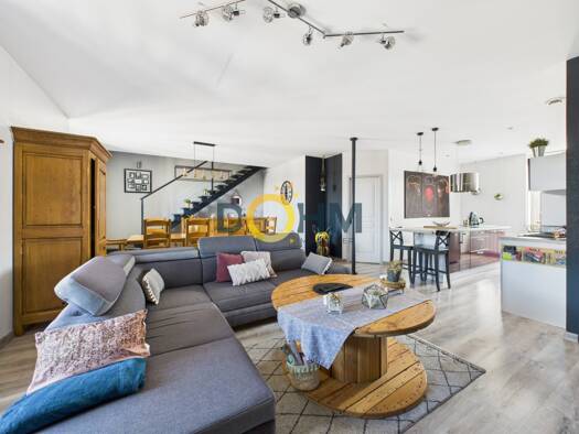 Appartement à vendre 139 000 € 4 pièces 3 chambres 95 m² Étage 3/3 Le Chambon Feugerolles 42500