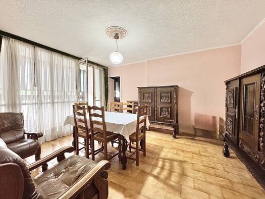 Appartement à vendre 210 000 € 4 pièces 3 chambres 87 m² 4ème étage Annemasse 74100