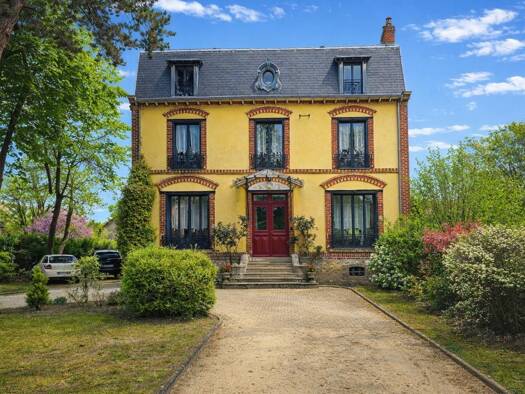 Maison à vendre 730 000 € 7 pièces 5 chambres 175 m² 811 m² de terrain Centre Beauchamp 95250