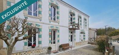 Villa à vendre 385 000 € 8 pièces 4 chambres 208 m² 1 372 m² de terrain Montpellier-de-Médillan 17260