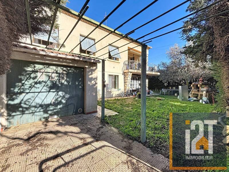 Maison à vendre, 157m², RODILHAN