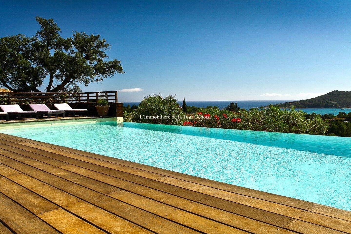Maison à vendre, 195m², SARI SOLENZARA