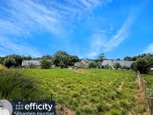 Terrain à vendre 24 722 € 899 m² de terrain Servon 50170