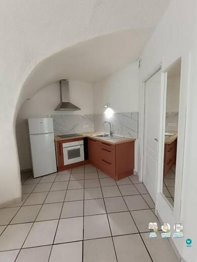 Appartement à louer 490 € 2 pièces 1 chambre 40 m² RDC Ville-Basse Montélimar 26200