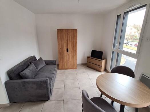Appartement à louer - logement étudiant 895 € 1 pièce 24 m² 2ème étage Vulbens 74520