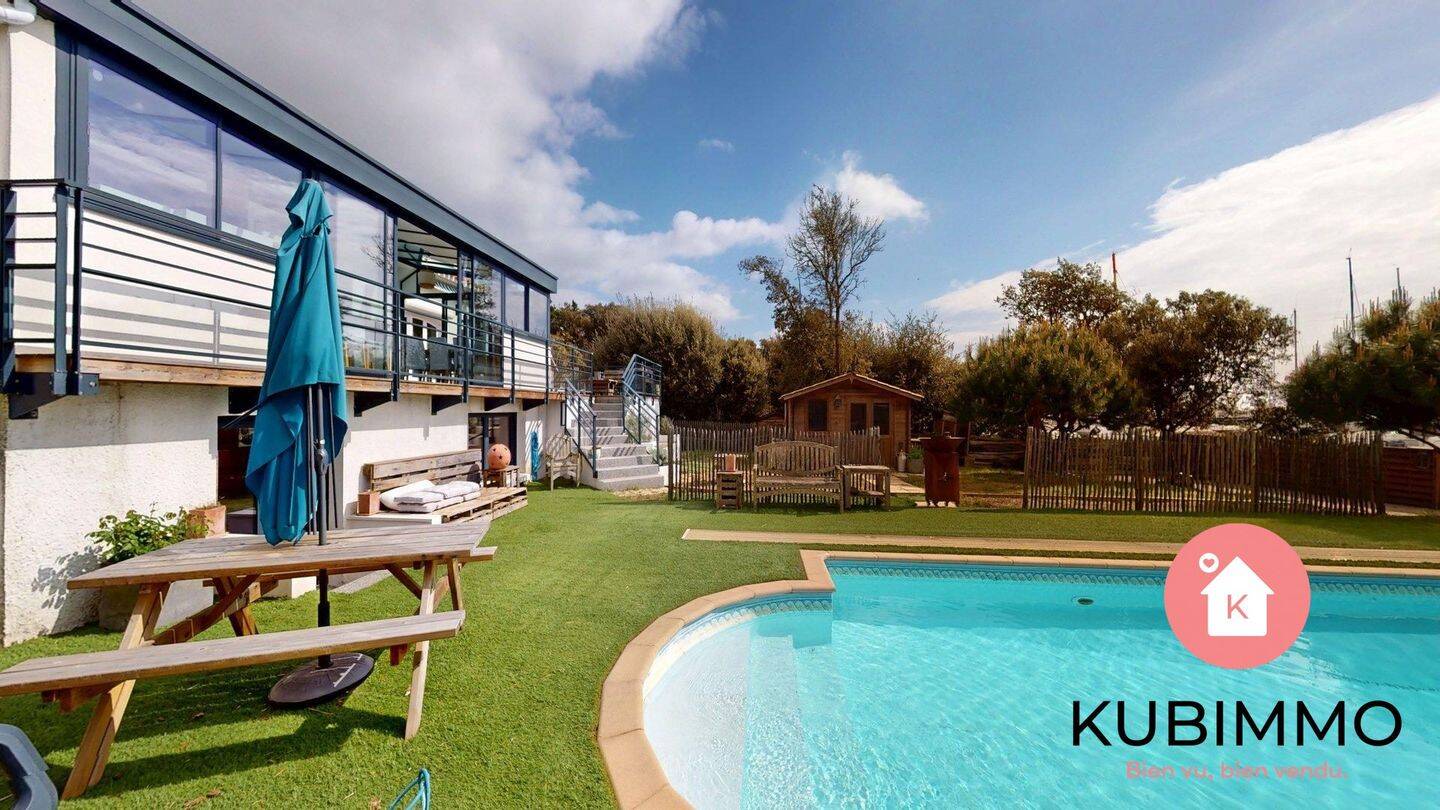 Maison à vendre, 214m², TALMONT SAINT HILAIRE