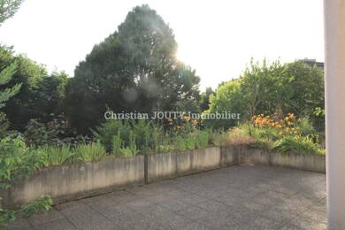 Appartement à vendre 150 000 € 2 pièces 1 chambre 47 m² Étage 1/6 Sud Gières 38610