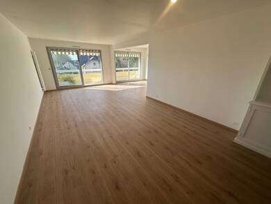 Appartement à louer 950 € 3 pièces 2 chambres 121 m² 4ème étage Gien 45500