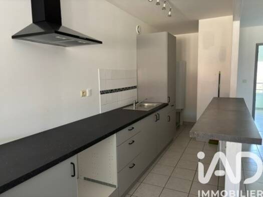 Appartement à vendre 60 000 € 3 pièces 2 chambres 52,4 m² Étage 1/1 Chaudenay 52600