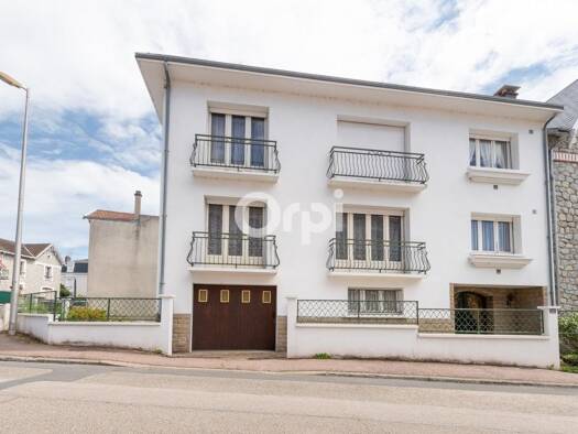 Maison à vendre 249 900 € 9 pièces 5 chambres 227 m² 272 m² de terrain Centre-Halles Carnot Limoges 87100
