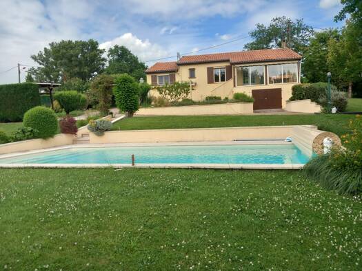 Villa à vendre 235 000 € 5 pièces 3 chambres 100 m² 1 500 m² de terrain Fumel 47500