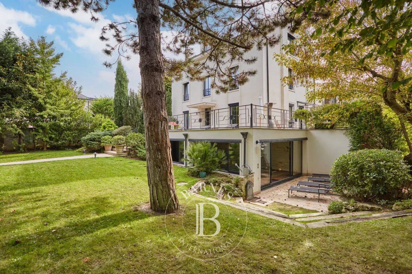Maison à vendre, 282m², SAINT MAUR DES FOSSES