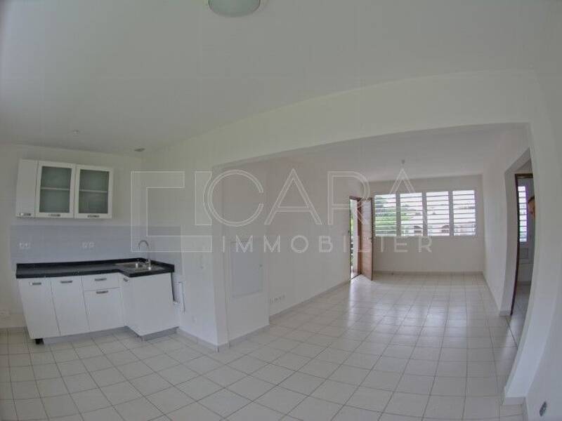 Maison à louer, 69m², CAYENNE