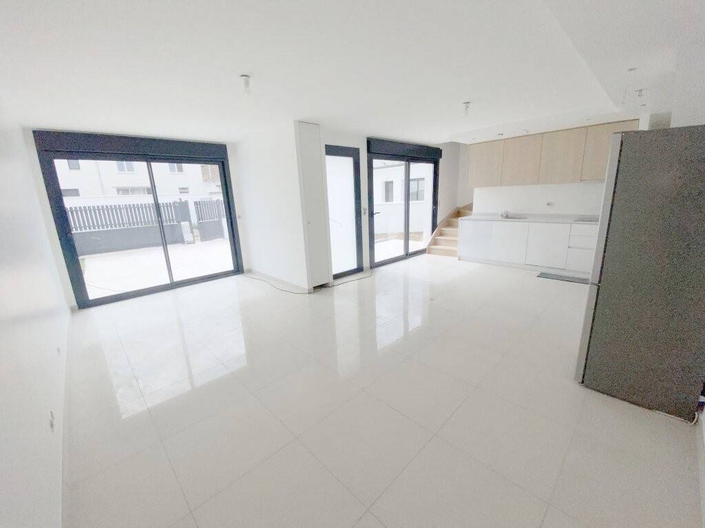 Maison à vendre, 99m², SAINT MAUR DES FOSSES