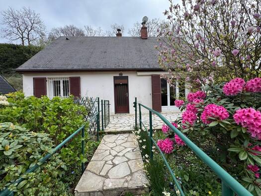 Maison de plain-pied à vendre 189 000 € 4 pièces 3 chambres 78 m² 632 m² de terrain Nord Bolbec 76210