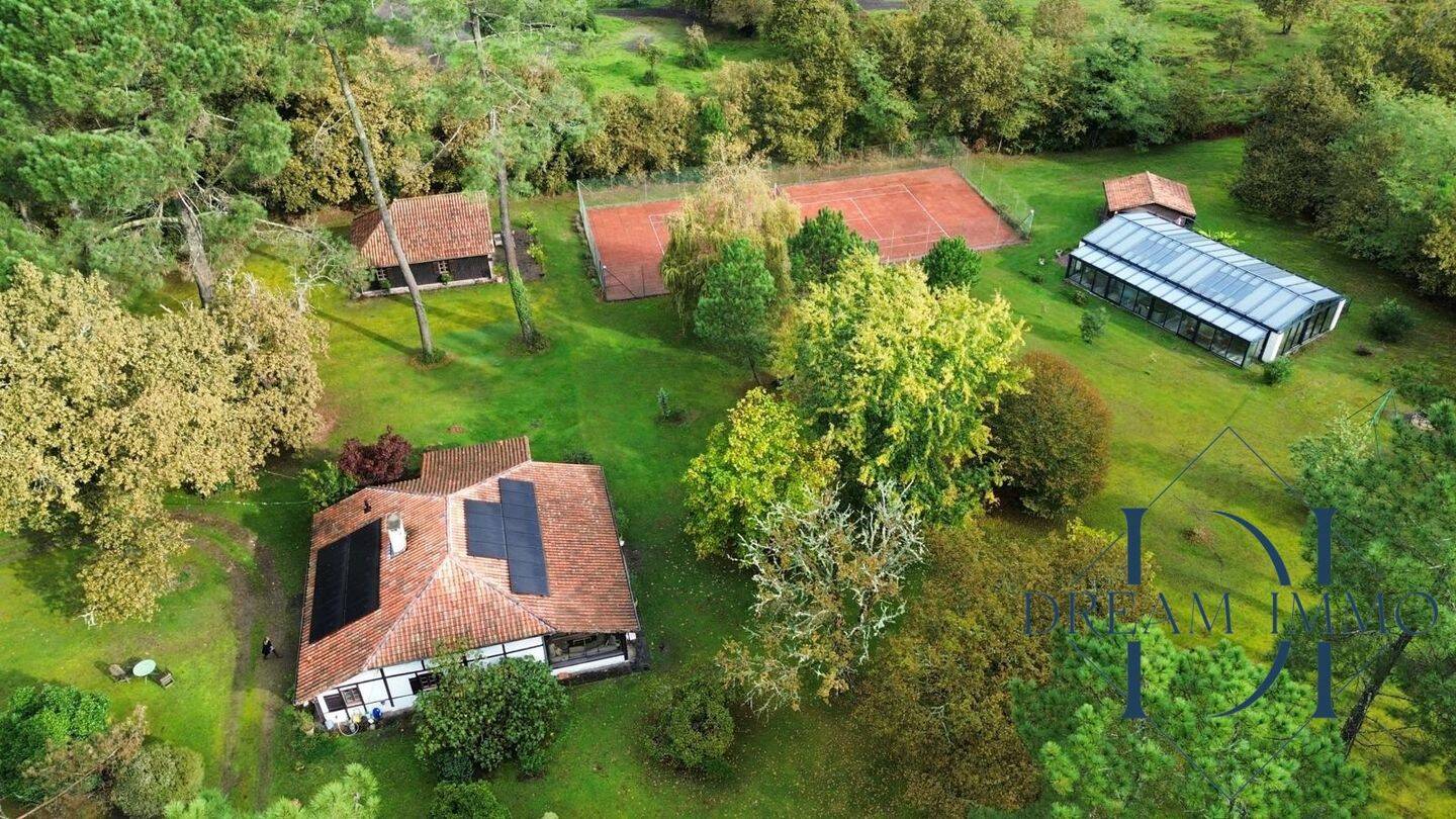 Maison à vendre, 160m², RION DES LANDES