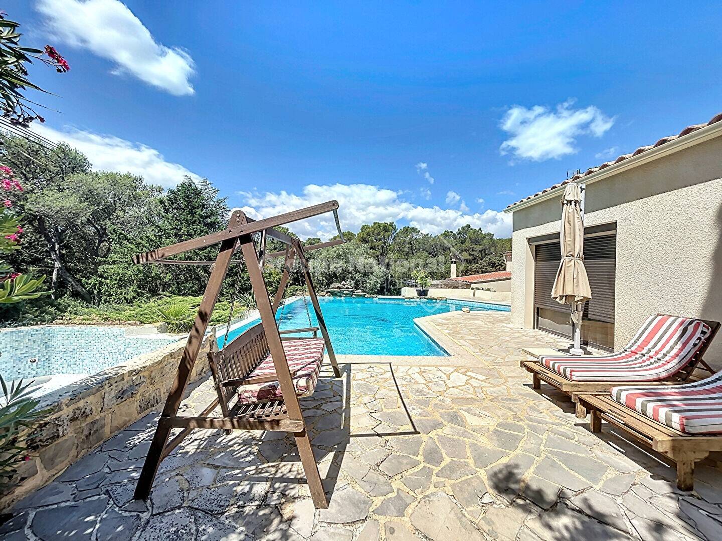 Maison à vendre, 205m², UCHAUX