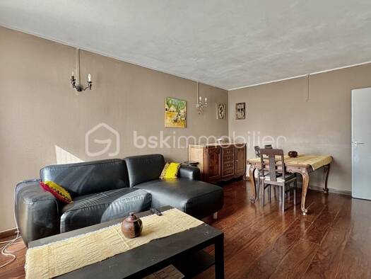 Appartement à vendre 187 000 € 5 pièces 4 chambres 104,5 m² Étage 4/6 Plaine Nord Épinay-sous-Sénart 91860