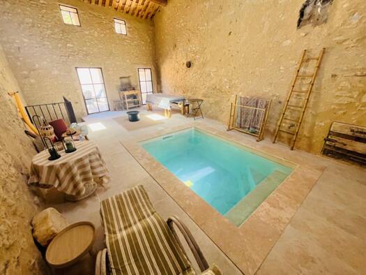Maison à vendre 595 000 € 6 pièces 5 chambres 150 m² Saint-Saturnin-Lès-Apt 84490