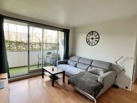 Appartement à vendre 169 000 € 3 pièces 2 chambres 52 m² RDC/4 Grandes Terres Marly-le-Roi 78160