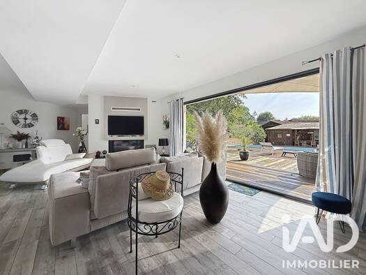 Maison à vendre 884 000 € 5 pièces 3 chambres 152,7 m² 2 620 m² de terrain Diffus Biganos 33380