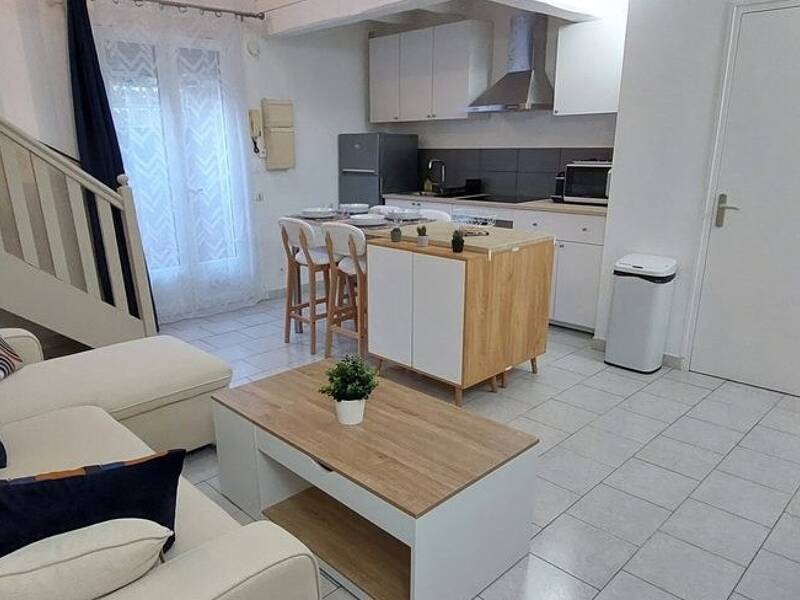 Maison à louer, 42m², MARSEILLE 10E