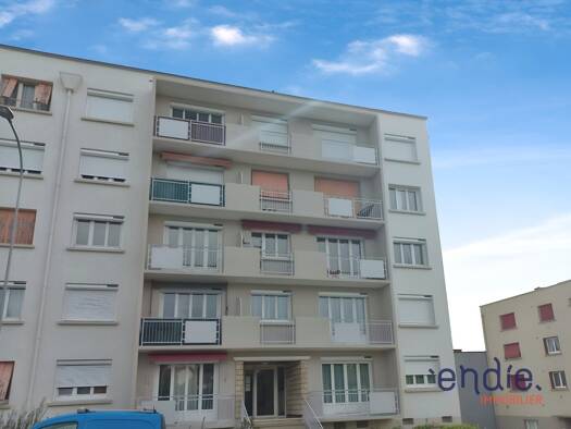 Appartement à vendre 39 000 € 4 pièces 2 chambres 70 m² RDC Marais-Villars Montluçon 03100