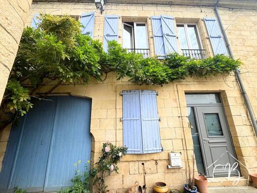 Maison à vendre 335 000 € 6 pièces 3 chambres 195 m² Montignac-Lascaux 24290
