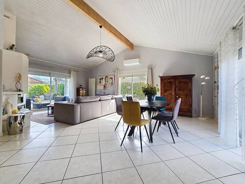 Maison à vendre, 154m², SAINT JEAN D'ILLAC