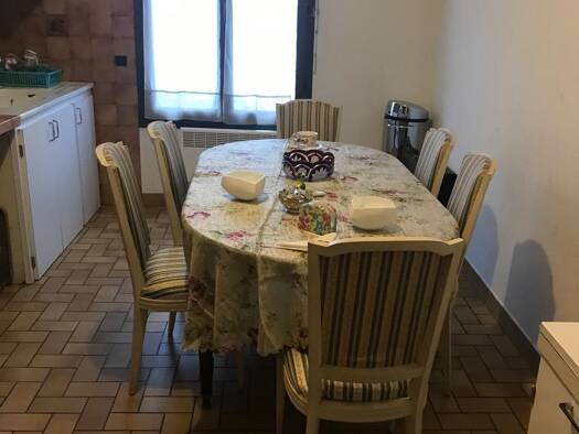 Appartement à vendre 169 000 € 5 pièces 4 chambres 140 m² Étage 2/2 Centre Technique Municipal-Centre de Loisirs Jules Ferry Agen 47000