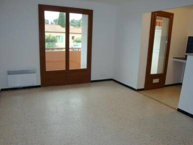 Appartement à louer 618 € 3 pièces 2 chambres 55 m² RDC/1 Maljournal-Hlm Saint Hermantaire Draguignan 83300