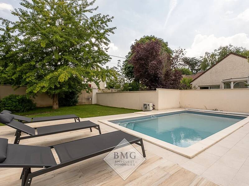 Maison à louer, 220m², CHALIFERT