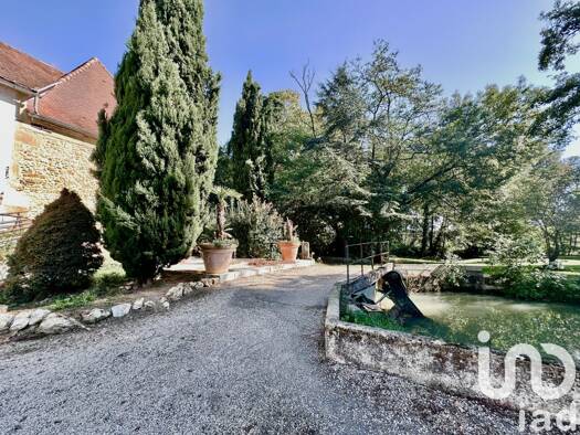 Propriété à vendre 399 000 € 8 pièces 5 chambres 249 m² 127 910 m² de terrain Maubourguet 65700