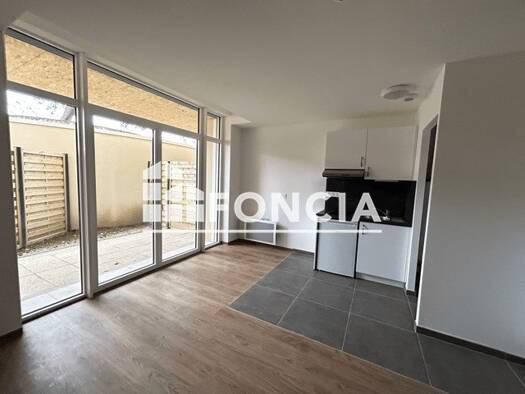 Appartement à louer 397 € 1 pièce 31,7 m² RDC dès le 01/11/2025 Bourges 18000
