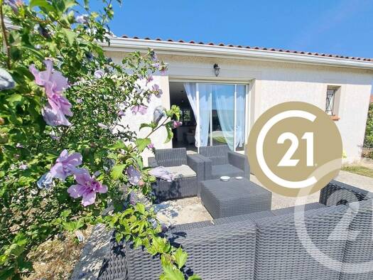 Maison de plain-pied à vendre 315 000 € 5 pièces 4 chambres 110,6 m² 876 m² de terrain Carbonne 31390