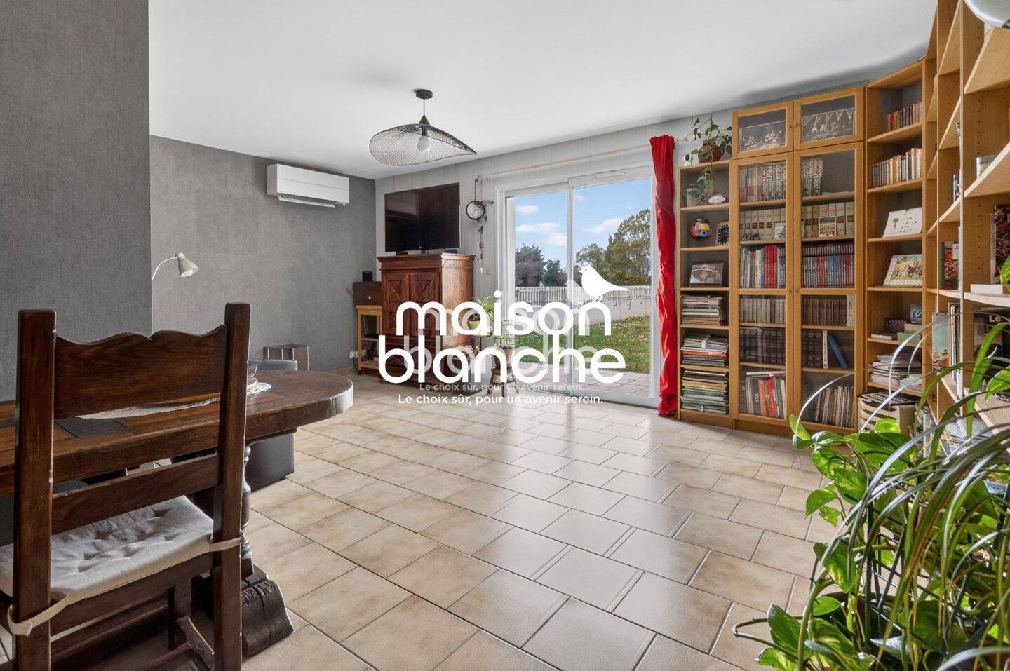 Maison à vendre, 90m², SURGERES