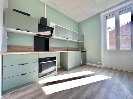 Appartement à louer 570 € 2 pièces 1 chambre 50,4 m² RDC Saint Martin Périgueux 24000