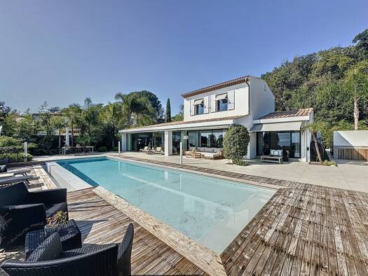 Maison à vendre 3 750 000 € 5 pièces 3 chambres 265 m² 787 m² de terrain Villeneuve-Loubet 06270