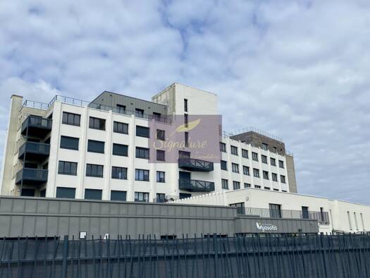 Appartement à vendre 212 100 € 4 pièces 3 chambres 102,1 m² Étage 3/5 Le Mans 72000