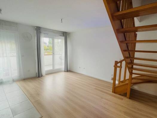 Appartement à louer 1 217 € 3 pièces 2 chambres 54 m² 1er étage Branly-Boissière Montreuil 93100