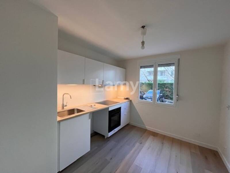 Maison à louer, 92m², LYON 3E