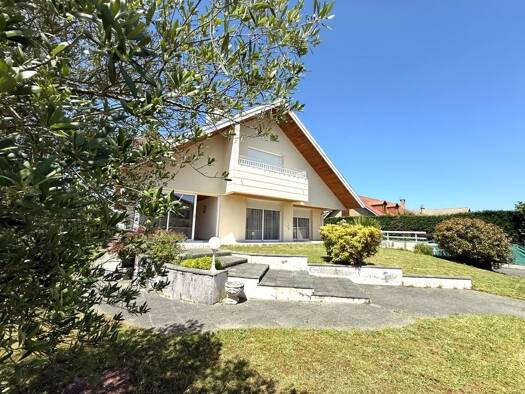 Maison à vendre 295 000 € 5 pièces 4 chambres 182 m² 501 m² de terrain Séméac 65600