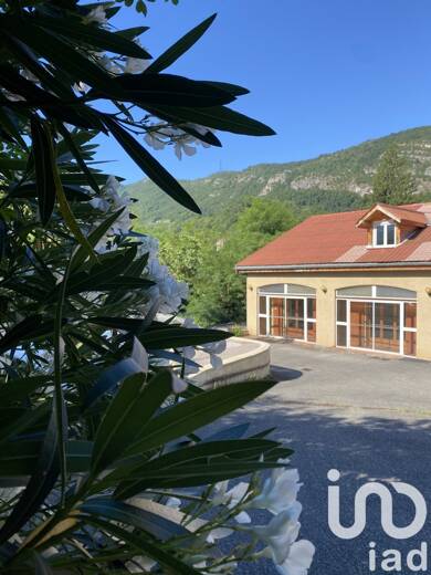 Maison à vendre 312 500 € 7 pièces 4 chambres 254 m² 1 876 m² de terrain Saint-Just-de-Claix 38680