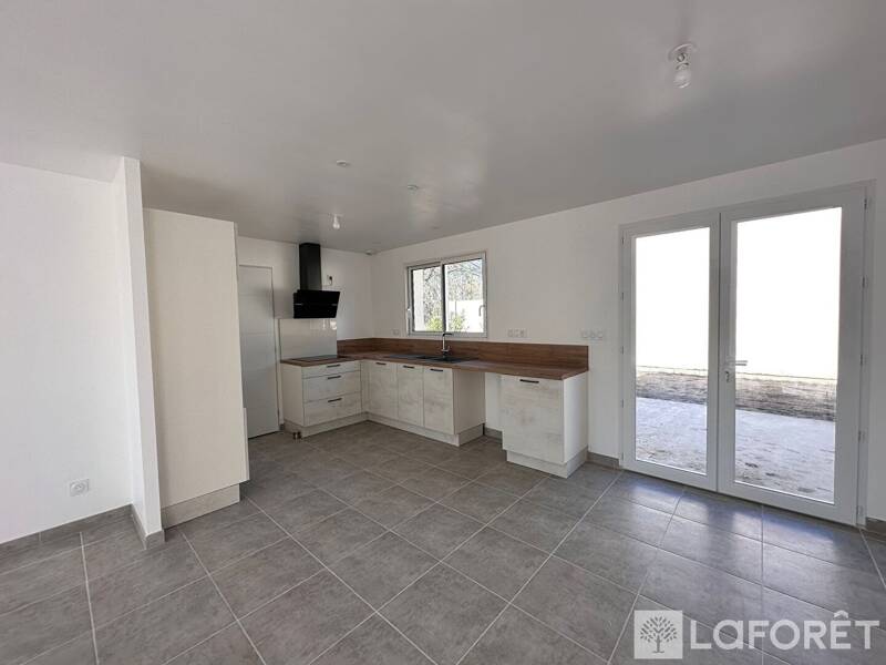 Maison à louer, 90m², SAINT JEAN D'ILLAC