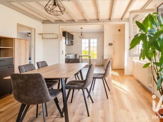 Maison à vendre 199 500 € 3 pièces 2 chambres 72 m² 676 m² de terrain Goincourt 60000
